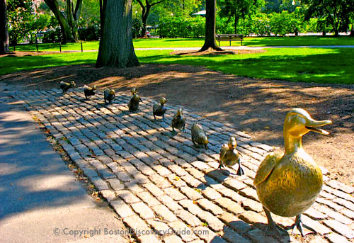 Photo of Make Way for Ducklings sculpture in Boston's Public Garden - www.boston-discovery-guide.com