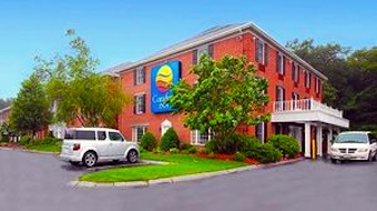 Photo of Comfort Inn in Foxborough, MA