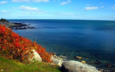 Fall foliage along the New Hampshire Coast Fall foliage along the New Hampshire Coast