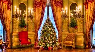 Newport Mansions at Christmas - Top December Tour departing from Boston Newport Mansions at Christmas - Top December Tour departing from Boston