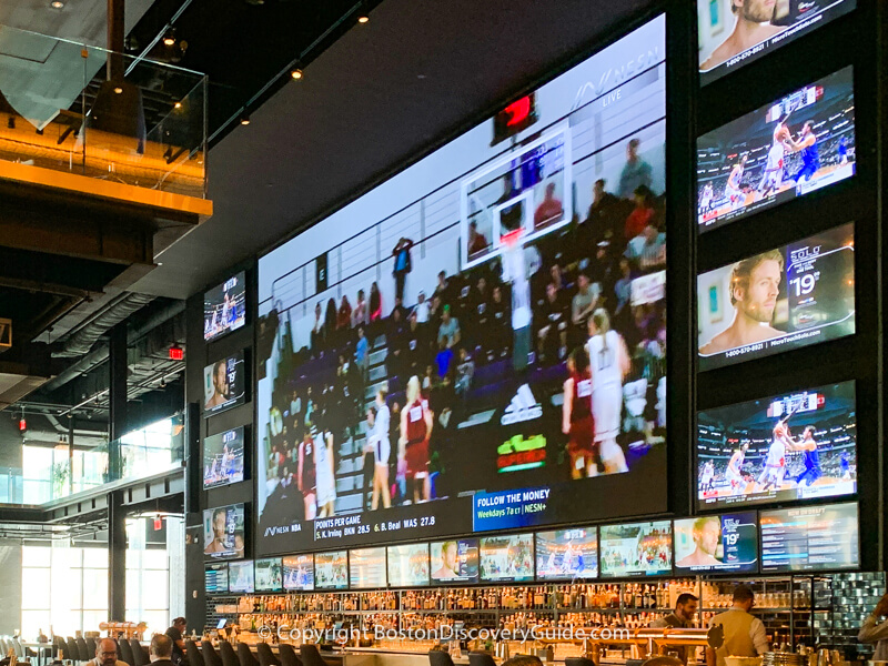 Banners - Boston sports bar next to TD Garden