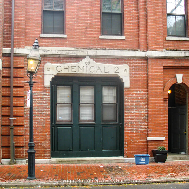 Copper-clad windows and roof trim in Bay Village