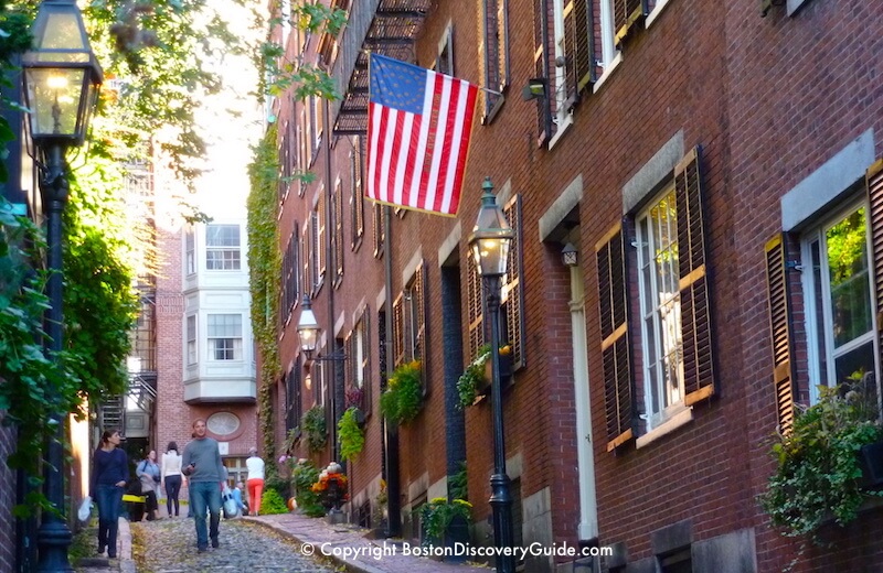 Beacon Hill in Boston - A neighborhood for every season