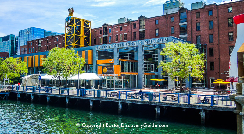 Boston Children's Museum overlooking Fort Point Channel Boston Children's Museum overlooking Fort Point Channel