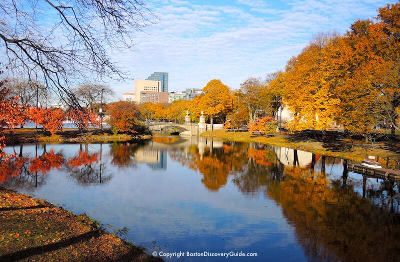 Autumn colors on the Esplanade Autumn colors on the Esplanade