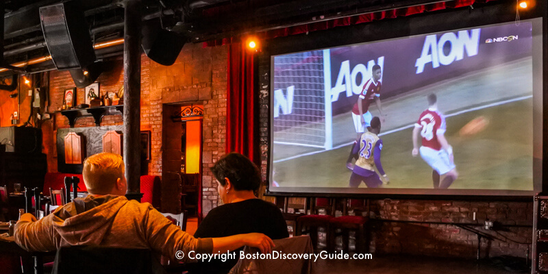 Lansdowne Pub - Irish bar / sports bar near Fenway Park in Boston