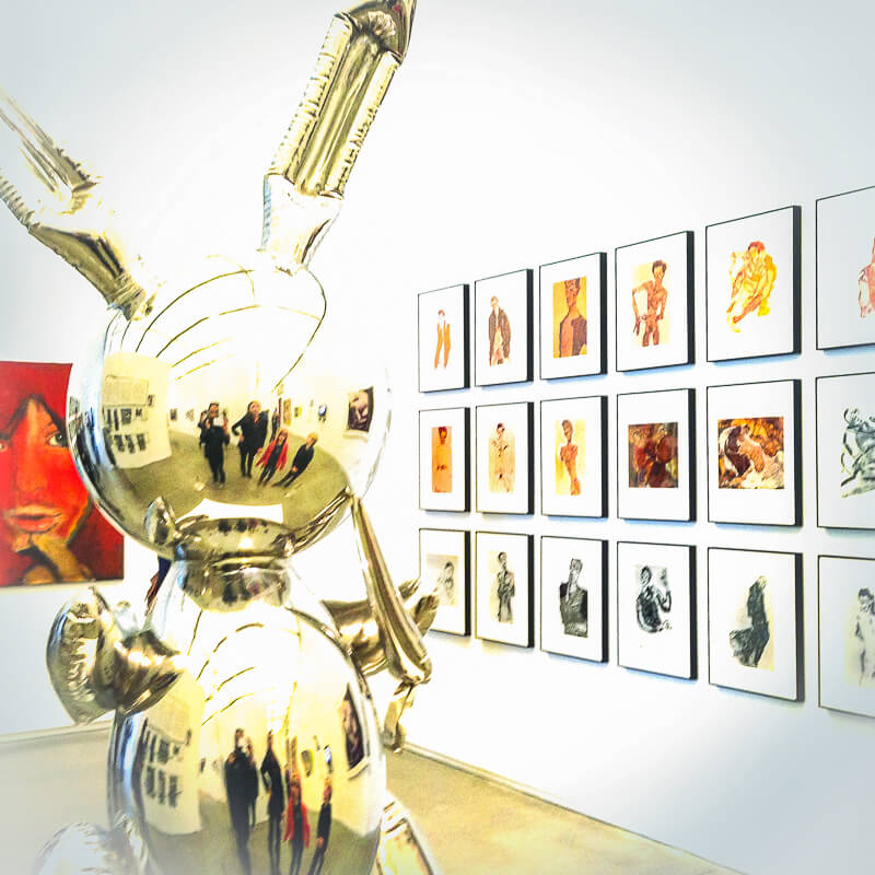 Jeff Koons exhibit at ICA Boston - Photo credit: Rob Zand Jeff Koons exhibit at ICA Boston - Photo credit: Rob Zand