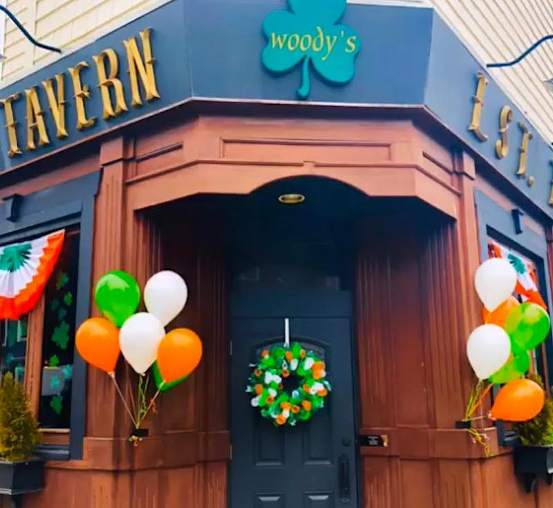 Green Dragon Tavern on Marshall Street in one of the oldest parts of Boston Green Dragon Tavern on Marshall Street in one of the oldest parts of Boston
