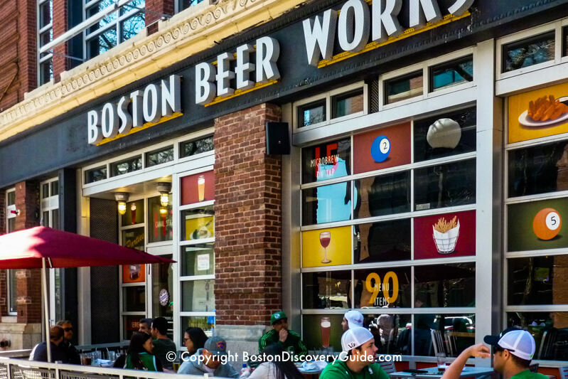 Boston Bars Near Td Garden Bruins And Celtics Bars Boston