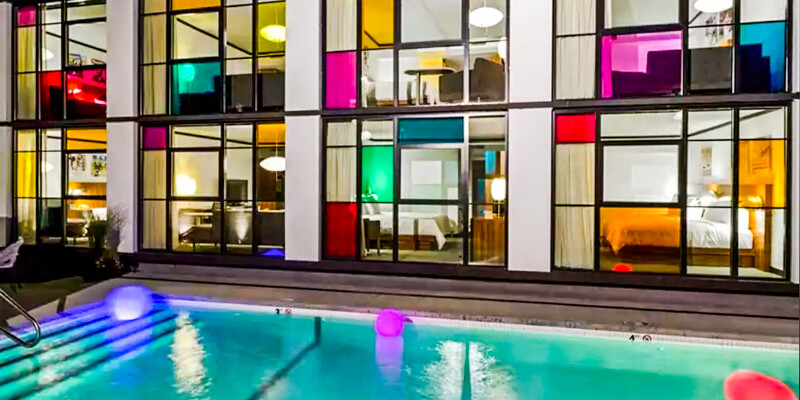 Boston hotels with outdoor swimming pools:  The Verb