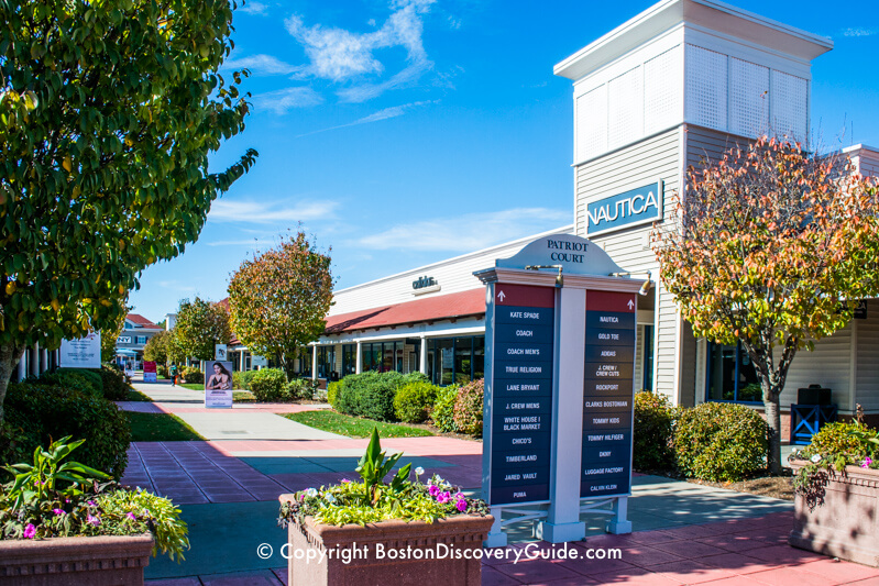 brooks brothers outlet assembly row