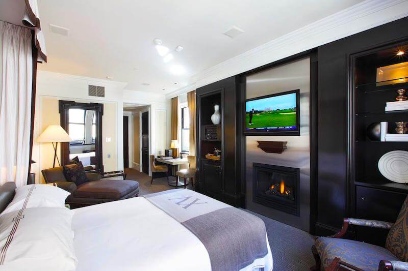 Guestroom at XV Beacon Guestroom at XV Beacon