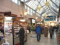 Photo of shoppers at Prudential Center in Boston