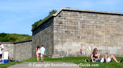 castle island halloween 2020 Halloween Boston Events 2020 Ghosts Parties Tours Witches Boston Discovery Guide castle island halloween 2020