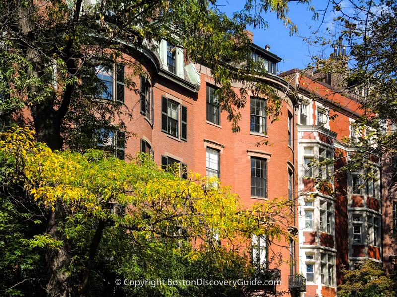 Boston neighborhoods:  Beacon Hill mansions