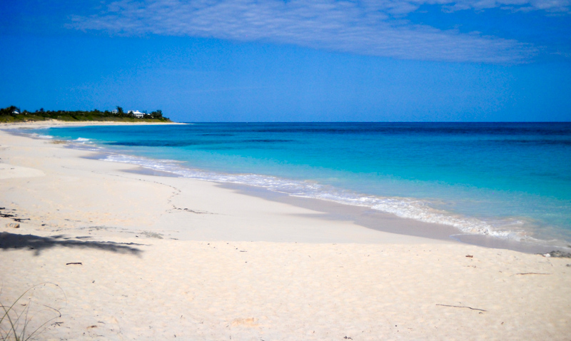 Elbow Beach in Bermuda / Bermuda Cruises from Boston - www.boston-discovery-guide.com - photo courtesy of Gabrielle Cyr Elbow Beach in Bermuda / Bermuda Cruises from Boston - www.boston-discovery-guide.com - photo courtesy of Gabrielle Cyr