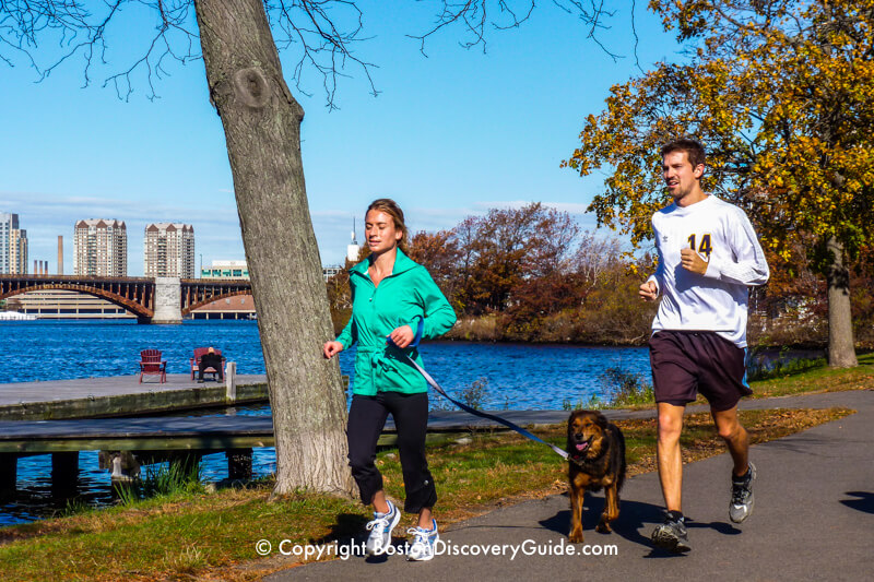 Jogging along the Esplanade