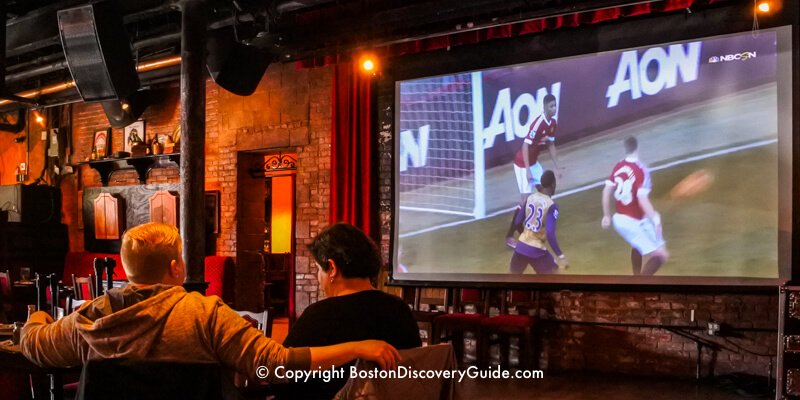 Lansdowne Pub - Irish bar / sports bar near Fenway Park in Boston