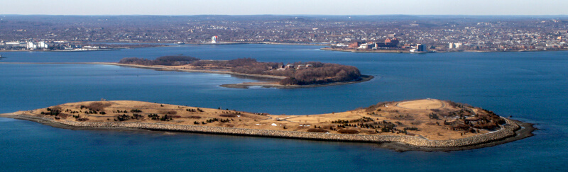 Spectacle Island from the air, with Thompson Island behind it Spectacle Island from the air, with Thompson Island behind it