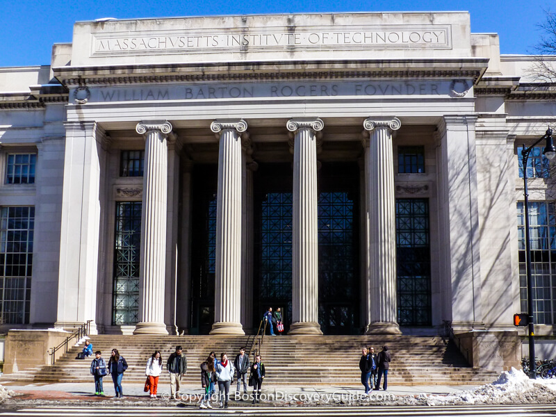 MIT - Entrance on Mass Ave