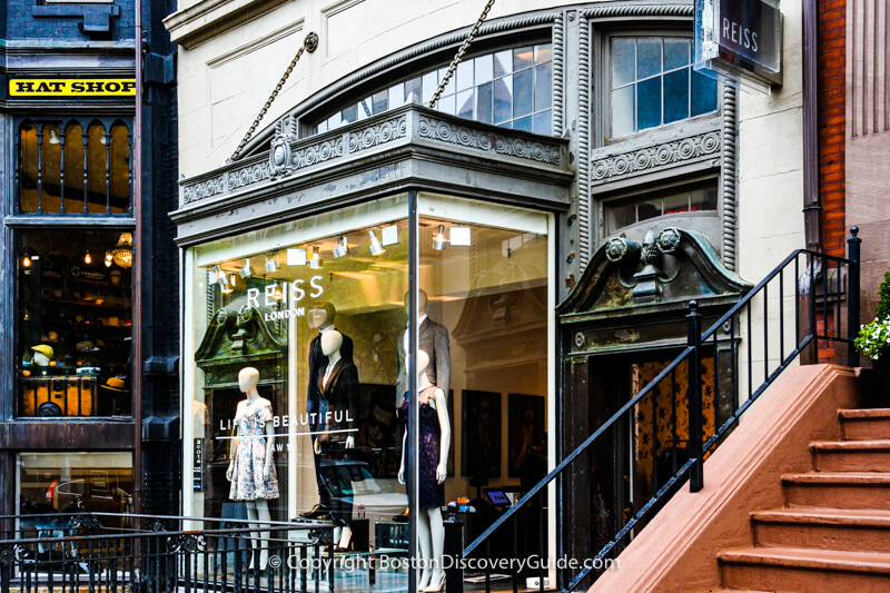 Marc Jacobs on Newbury Street Marc Jacobs on Newbury Street