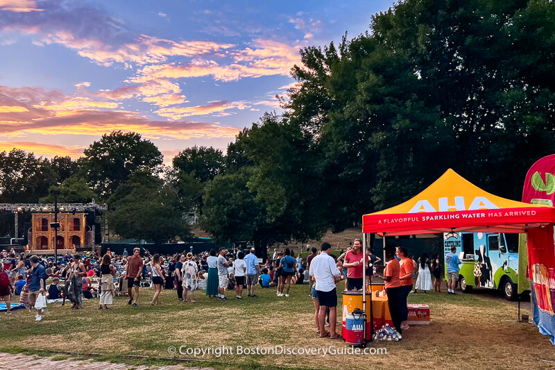 Vendors near Shakespeare on the Common