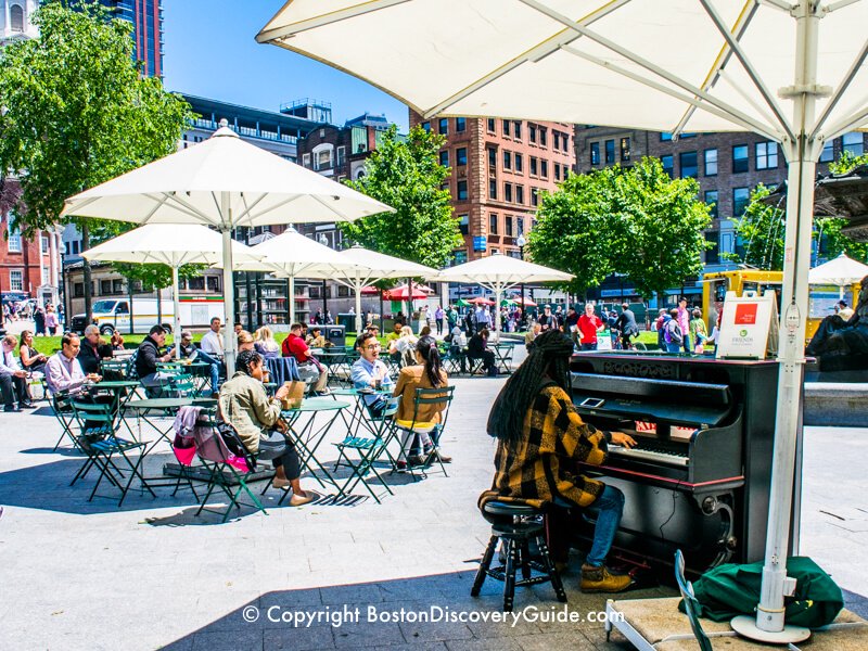 Jazz concert at Brewer Fountain Plaza on Boston Common 